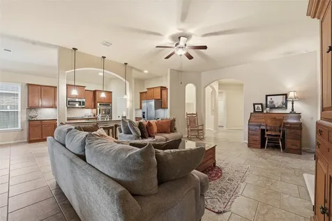 18115 Oliveria Way Houston TX 77044