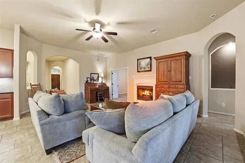 18115 Oliveria Way Houston TX 77044
