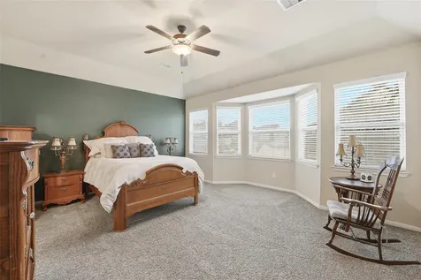 18115 Oliveria Way Houston TX 77044