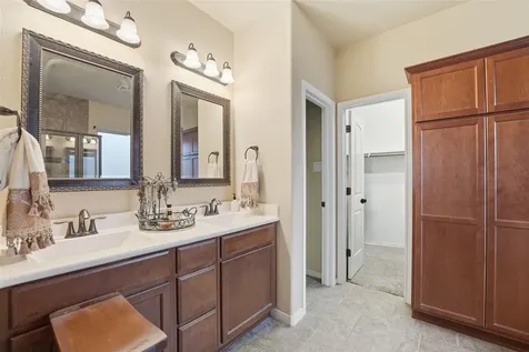 18115 Oliveria Way Houston TX 77044