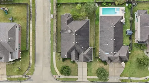 18115 Oliveria Way Houston TX 77044