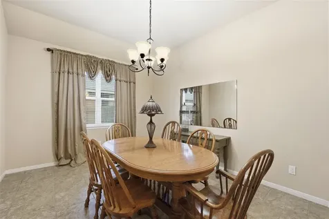 18115 Oliveria Way Houston TX 77044