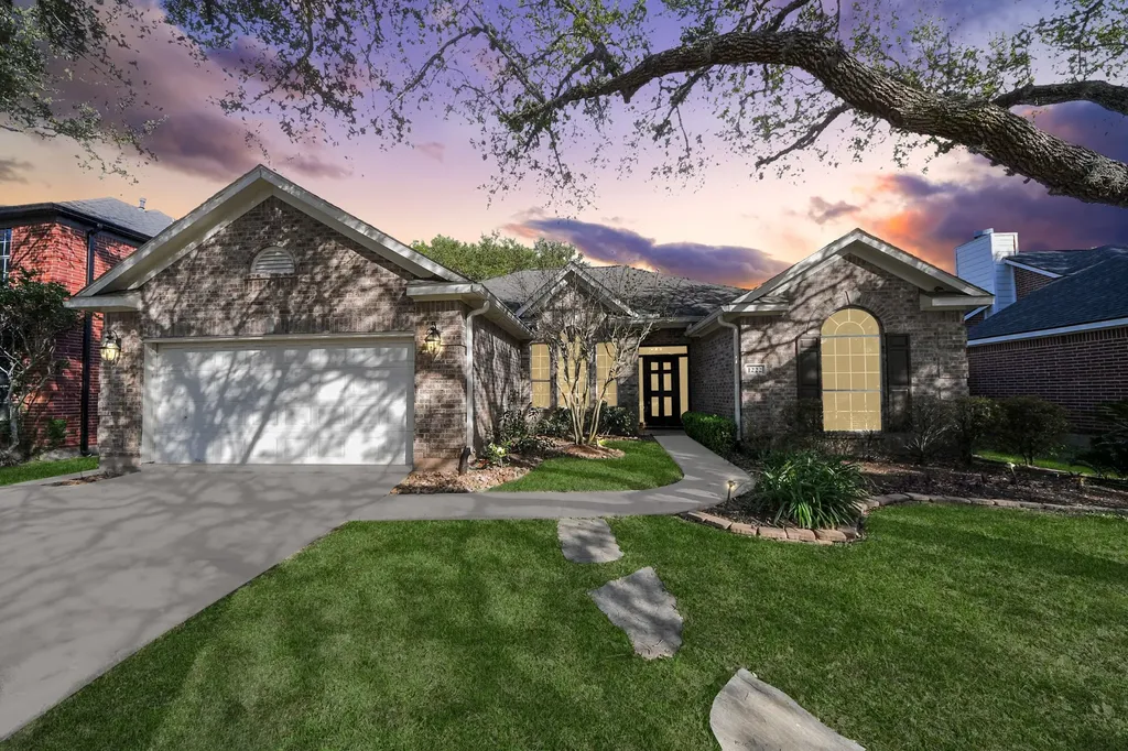 1222 Wood Haven Court Sugar Land TX 77479