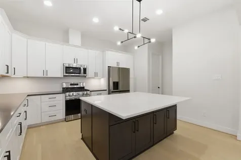 2204 Lou Ellen Lane Houston TX 77018