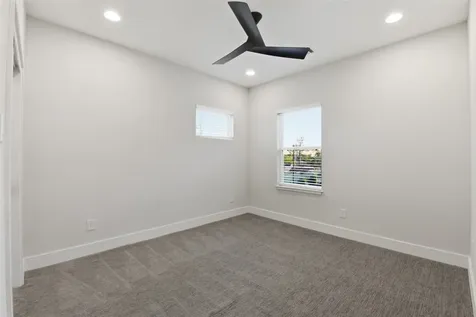 2204 Lou Ellen Lane Houston TX 77018