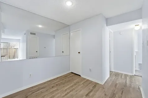 3919 Fairmont Parkway 227 Pasadena TX 77504