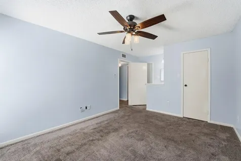 3919 Fairmont Parkway 227 Pasadena TX 77504