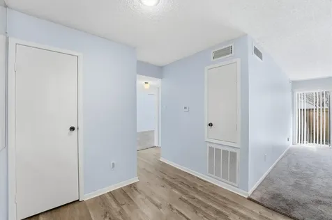 3919 Fairmont Parkway 227 Pasadena TX 77504