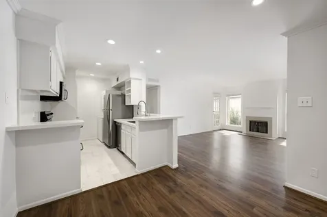 1601 S Shepherd Drive 224 Houston TX 77019