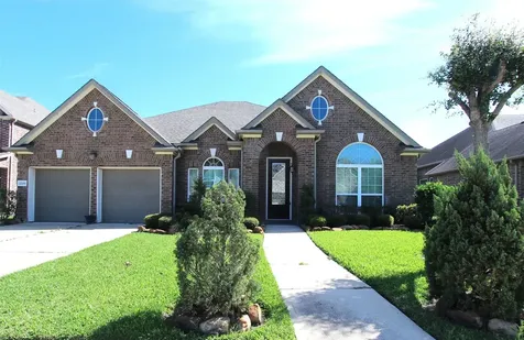 2209 Rocky Shores Lane Pearland TX 77089