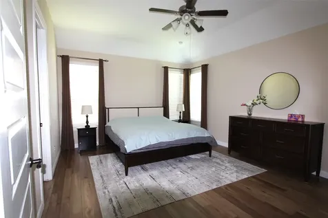 2209 Rocky Shores Lane Pearland TX 77089