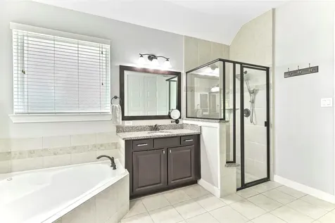 2209 Rocky Shores Lane Pearland TX 77089