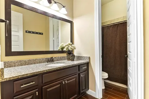 2209 Rocky Shores Lane Pearland TX 77089