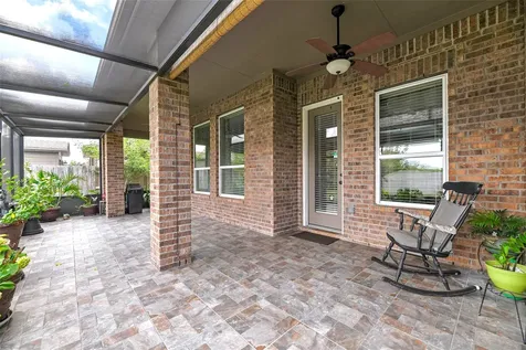 2209 Rocky Shores Lane Pearland TX 77089