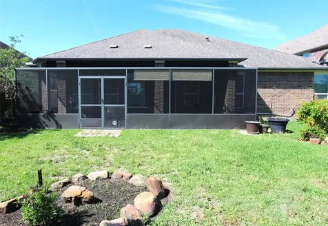 2209 Rocky Shores Lane Pearland TX 77089