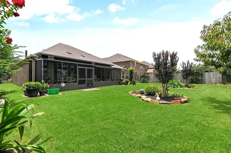 2209 Rocky Shores Lane Pearland TX 77089