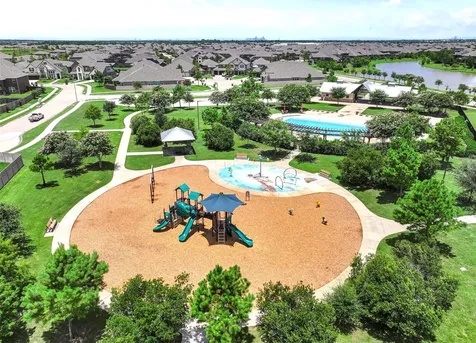 2209 Rocky Shores Lane Pearland TX 77089