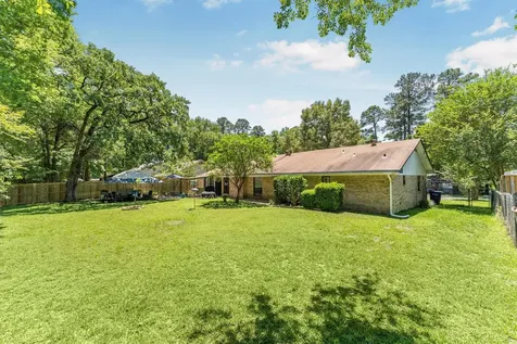 3333 Bent Bough Park Huntsville TX 77340