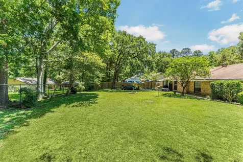 3333 Bent Bough Park Huntsville TX 77340