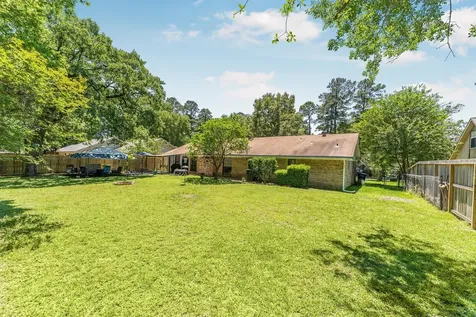 3333 Bent Bough Park Huntsville TX 77340