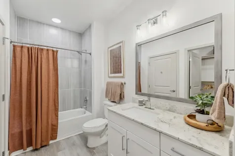 2020 Grandway Drive 5301 Katy TX 77449
