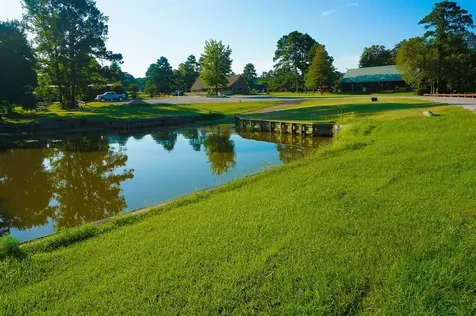 155 Wildwood Lake Drive N Huntsville TX 77340