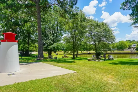 155 Wildwood Lake Drive N Huntsville TX 77340