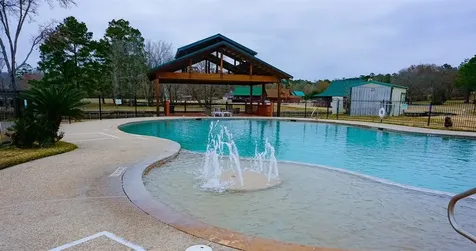 155 Wildwood Lake Drive N Huntsville TX 77340