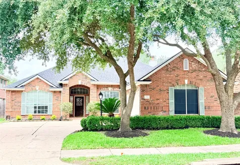12110 Shadowpoint Drive Houston TX 77082