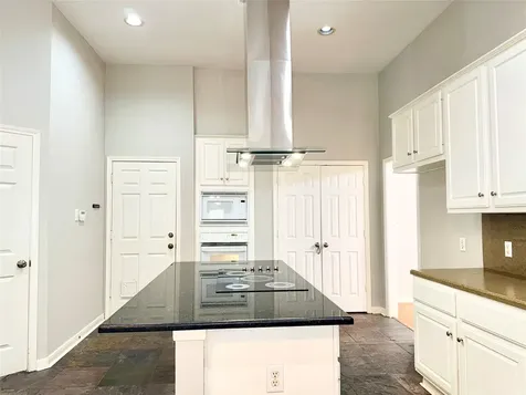 12110 Shadowpoint Drive Houston TX 77082