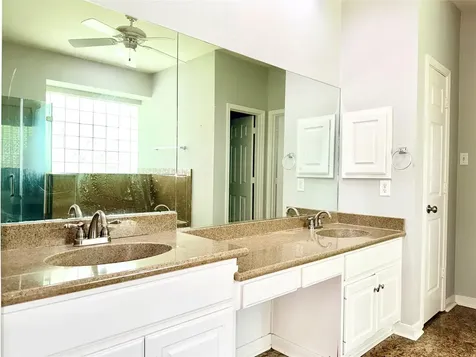 12110 Shadowpoint Drive Houston TX 77082