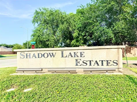 12110 Shadowpoint Drive Houston TX 77082