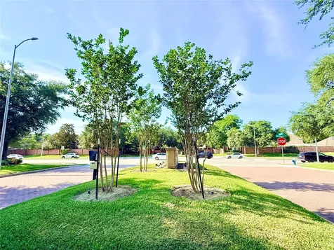 12110 Shadowpoint Drive Houston TX 77082