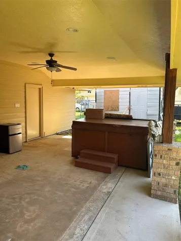 8450 Bigwood Street Houston TX 77078