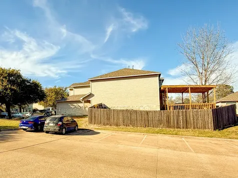 119 Vista Way Huntsville TX 77340