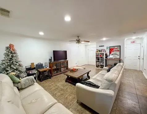 119 Vista Way Huntsville TX 77340