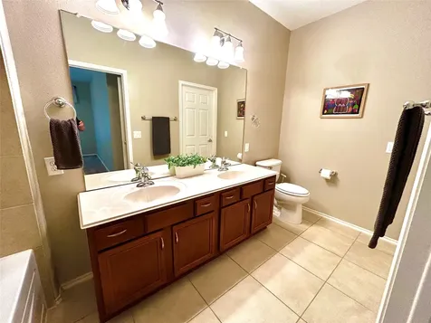 13600 Breton Ridge Street 24a Houston TX 77070