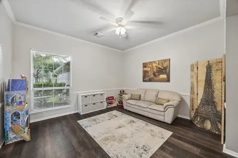 213 Falcon Lake Circle Friendswood TX 77546