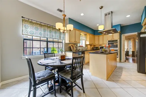 1022 Goldfinch Avenue Sugar Land TX 77478