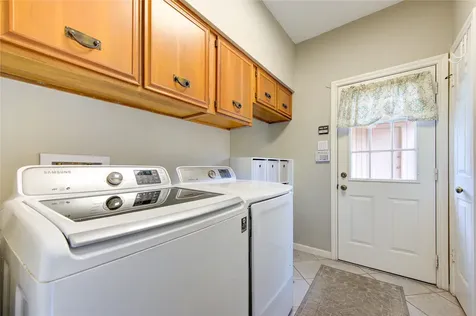 1022 Goldfinch Avenue Sugar Land TX 77478