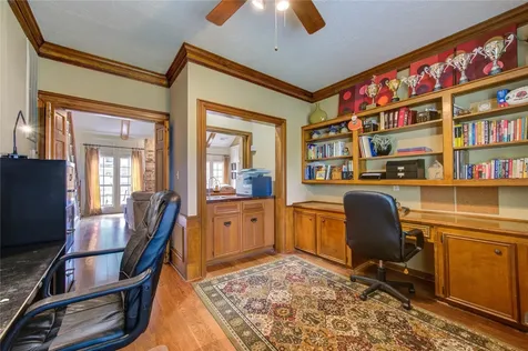 1022 Goldfinch Avenue Sugar Land TX 77478