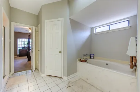 1022 Goldfinch Avenue Sugar Land TX 77478