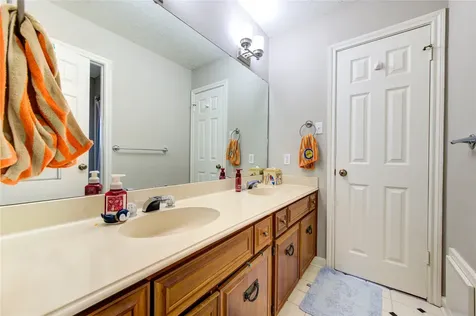 1022 Goldfinch Avenue Sugar Land TX 77478
