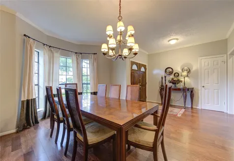 1022 Goldfinch Avenue Sugar Land TX 77478