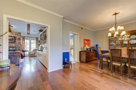 1022 Goldfinch Avenue Sugar Land TX 77478