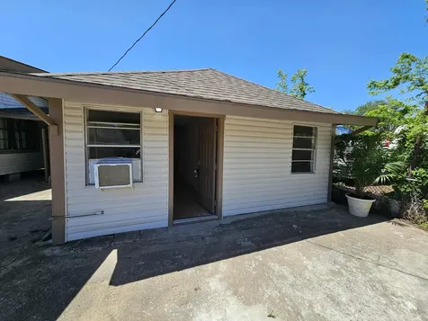 4115 Bering Street B Houston TX 77003