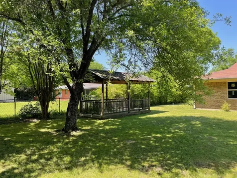 114 Briar Lane Crockett TX 75835