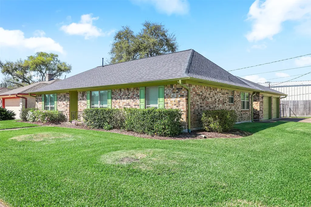 3002 Village Lane Deer Park TX 77536