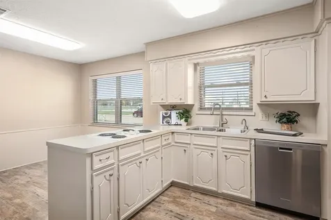 3002 Village Lane Deer Park TX 77536
