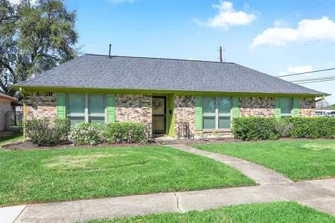 3002 Village Lane Deer Park TX 77536